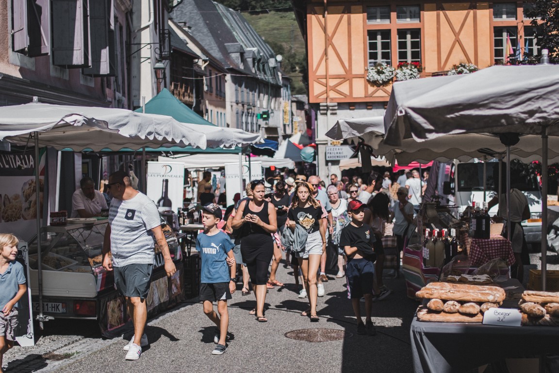 Marché de Arreau